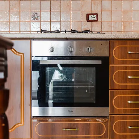 Old Town 2br With Sea View Apartman Durrës