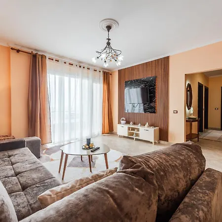 Old Town 2br With Sea View