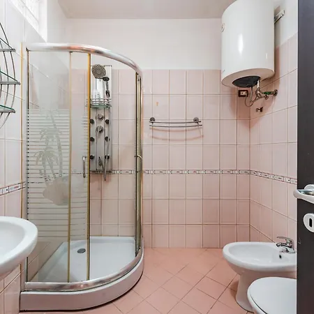 Old Town 2br With Sea View Daire *