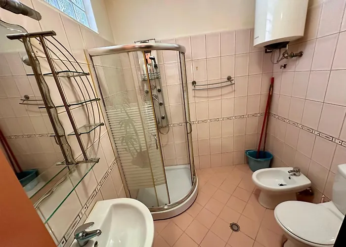 Old Town 2br With Sea View