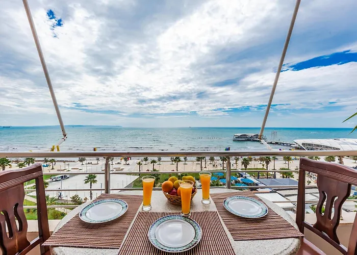 Old Town 2br With Sea View Apartman Durrës