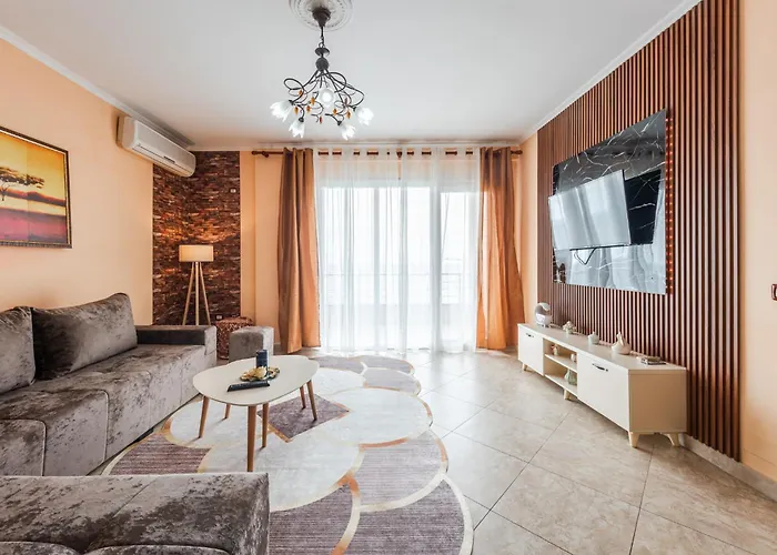 Old Town 2br With Sea View